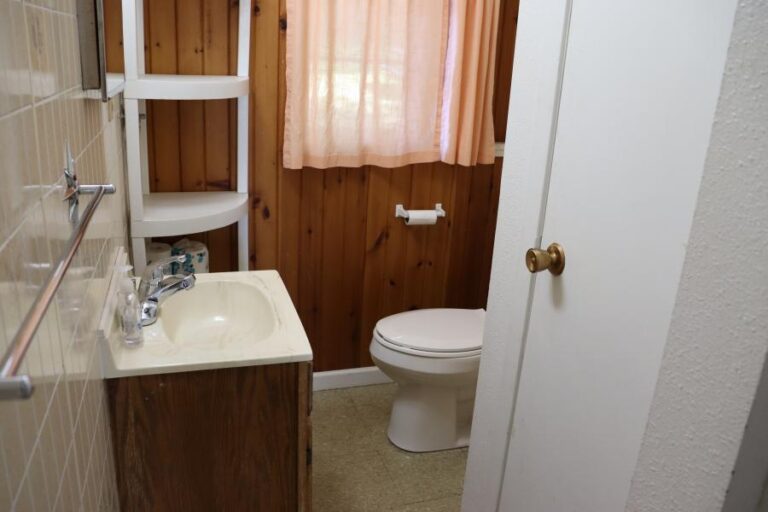 Chronicles Bathroom